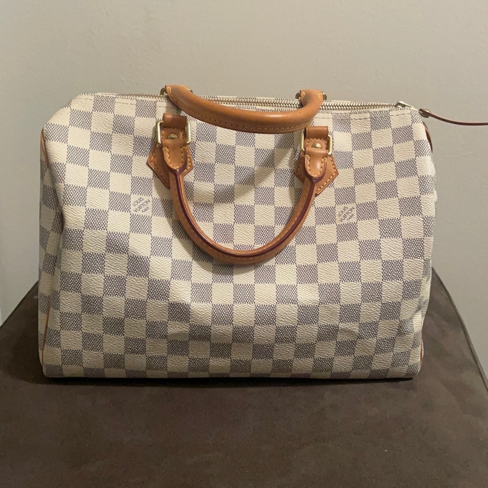Sold- 💯 authentic Louis Vuitton Speedy 30